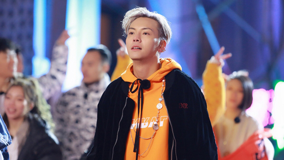 ��ΰ������Ѫ��